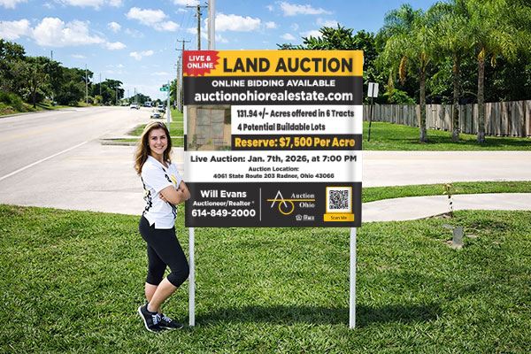 4x4 auction sign with metal post kit installed