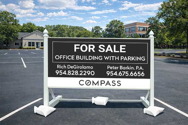 4x8 Compass sign installed outdoors