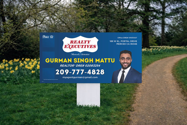 2x4 Realty Executives directional sign for open house traffic