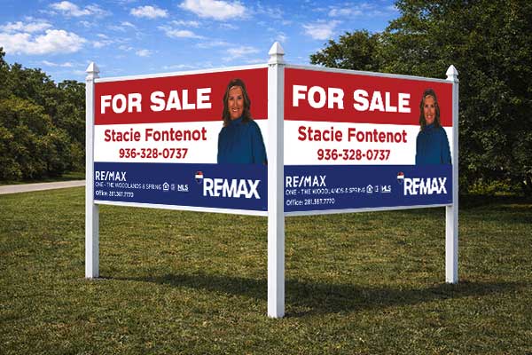 4x8 RE/MAX real estate sign installed outdoors
