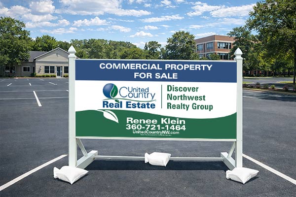 4x8 United Country sign installed outdoors